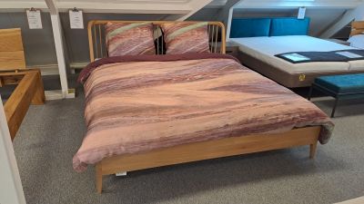 Showroommodel - Ethnicraft Spindle massief eikenhouten bed 180x200