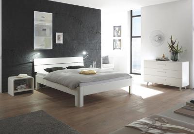 Wit houten bed